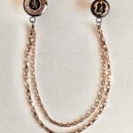 LION CHAIN BROOCH
