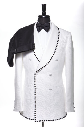 THE NOIR CREST TUXEDO